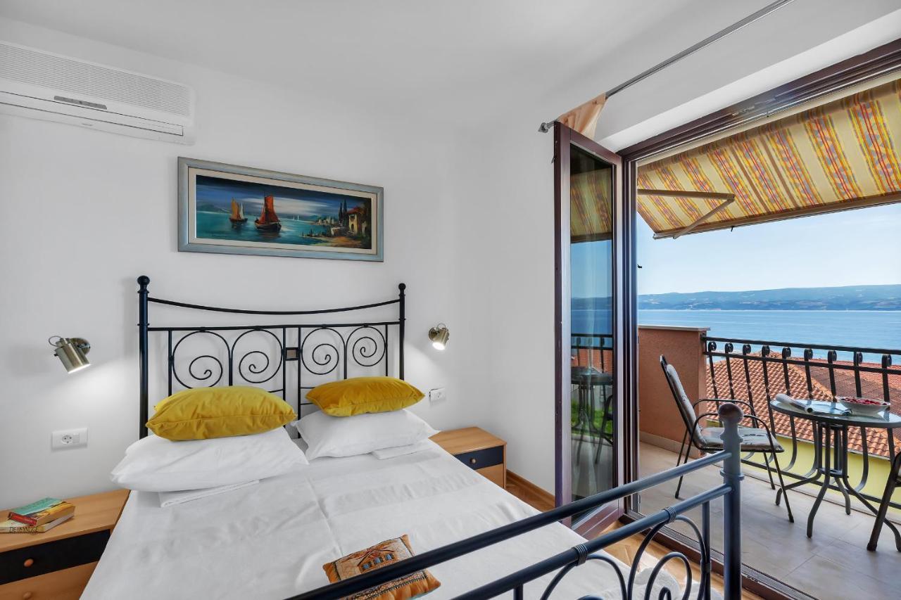 Guest House Lazeta Duce Exterior photo